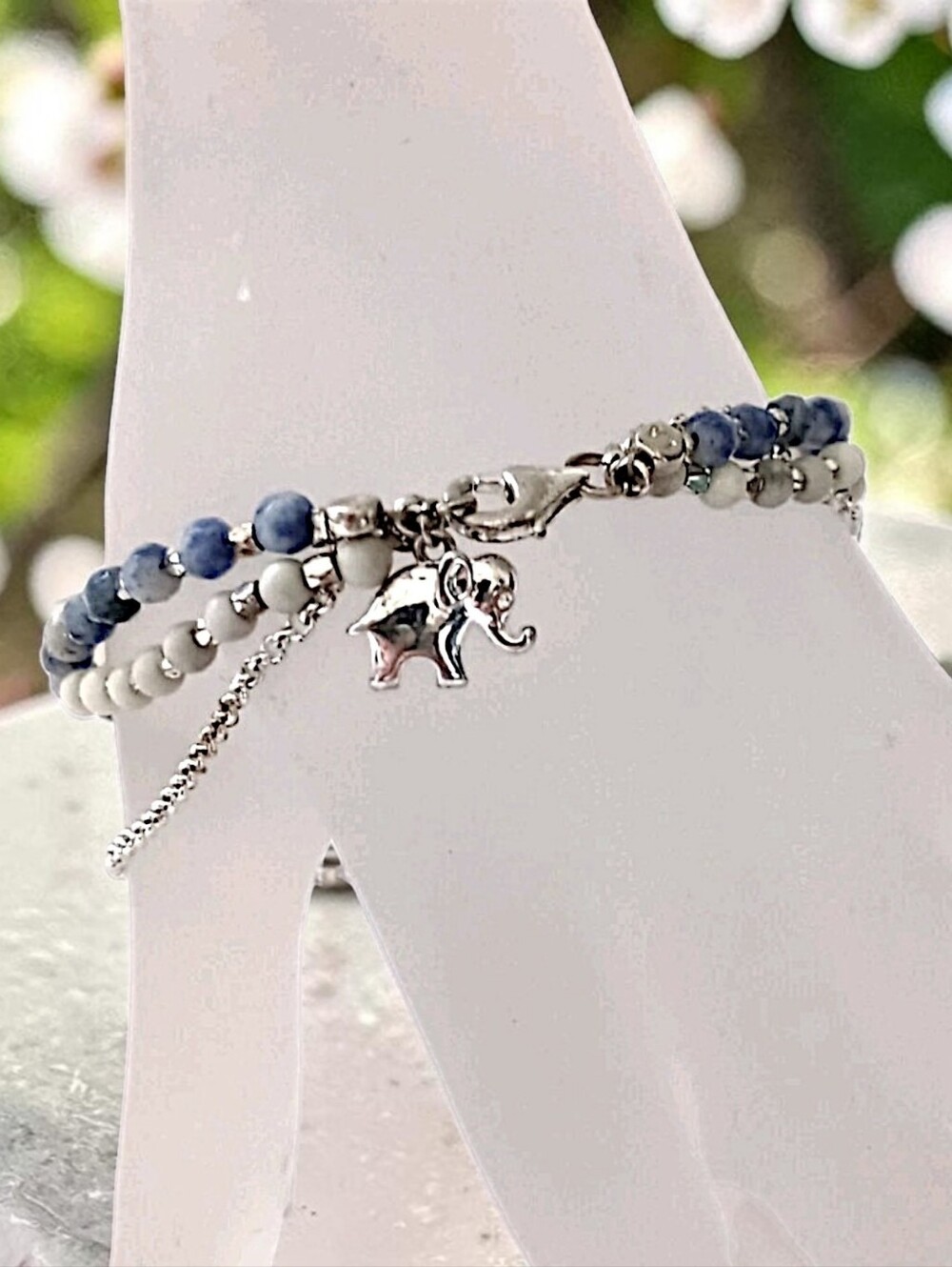 Beaded Elephant Charm Bracelet Blue White Silver Tone Lucky Bohemian‎ Gift Indie